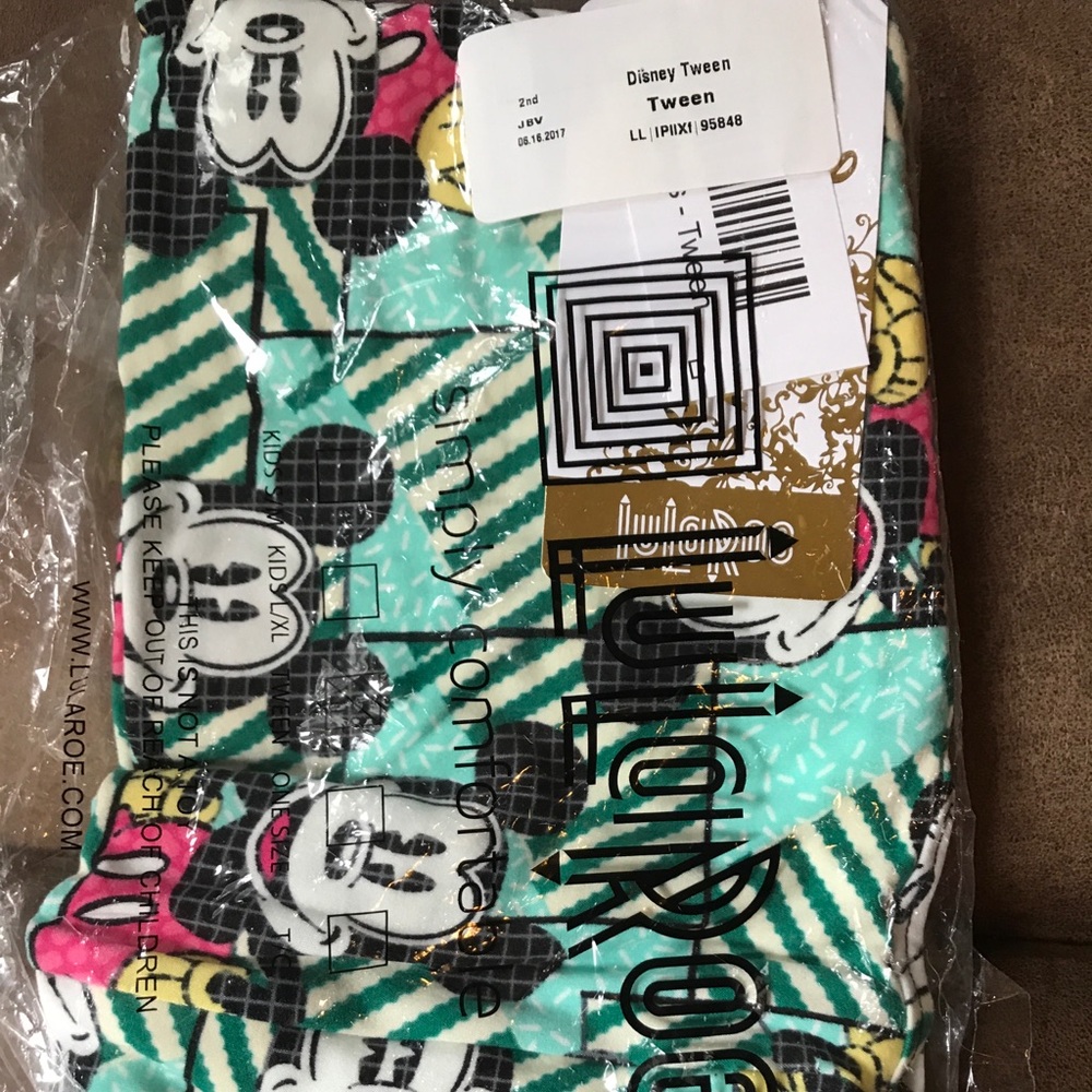 Lularoe for Disney-Tween Mickey